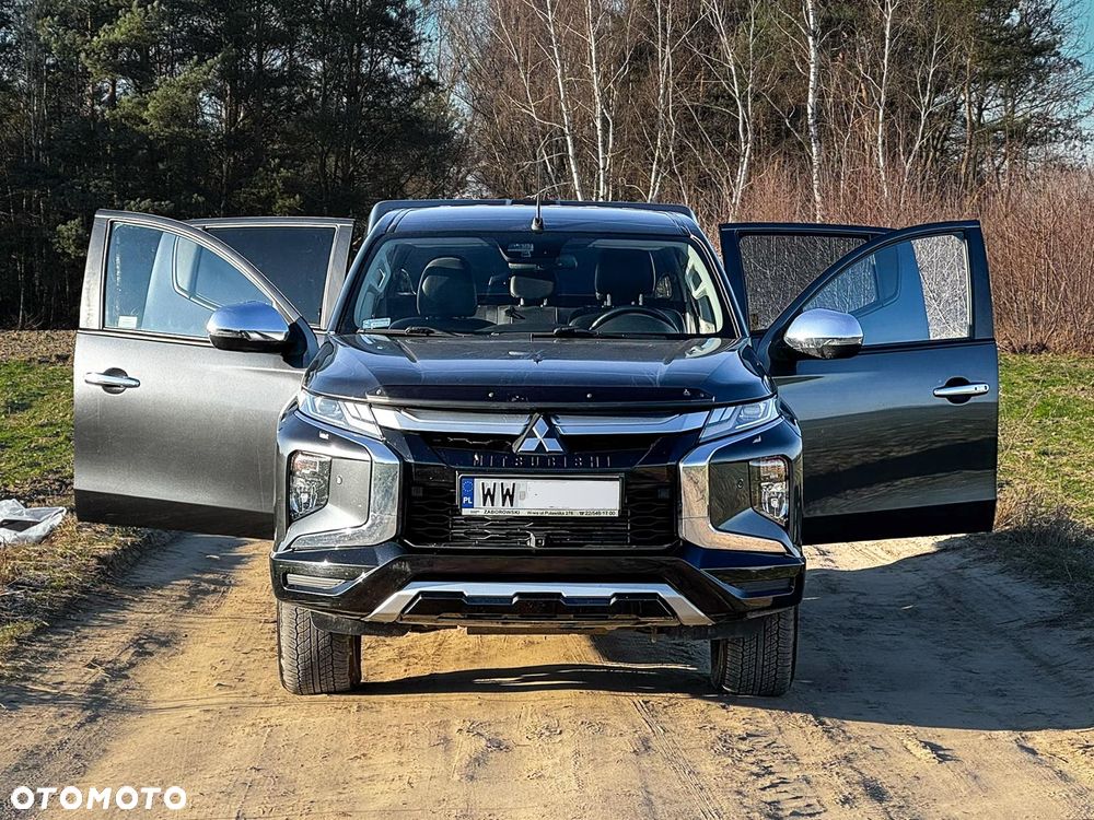 Mitsubishi L200 2.2 d DC Power Instyle Plus - 12