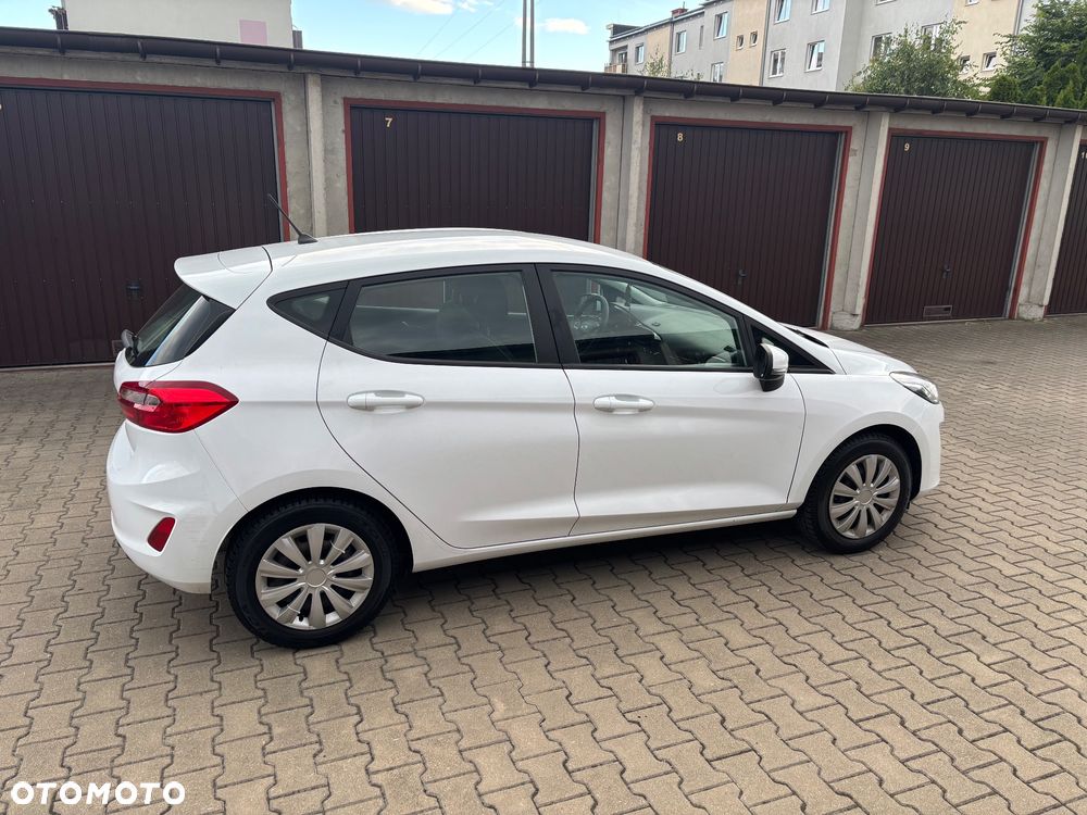 Ford Fiesta - 10