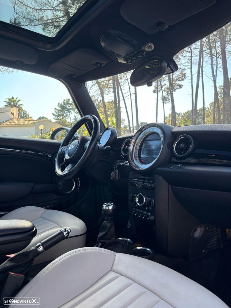 MINI 3 Portas Cooper SD - 13