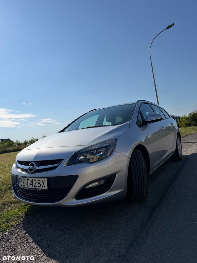 Opel Astra 1.7 CDTI DPF ecoFLEX TourerStart/Stop Edition - 2