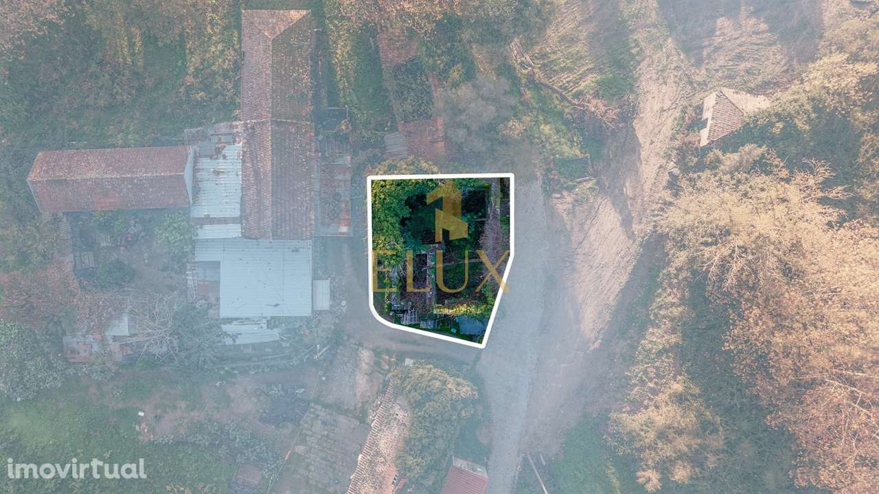 Moradia para Restaurar T3 Venda em Margaride (Santa Eulália), Várzea, - Grande imagem: 4/10