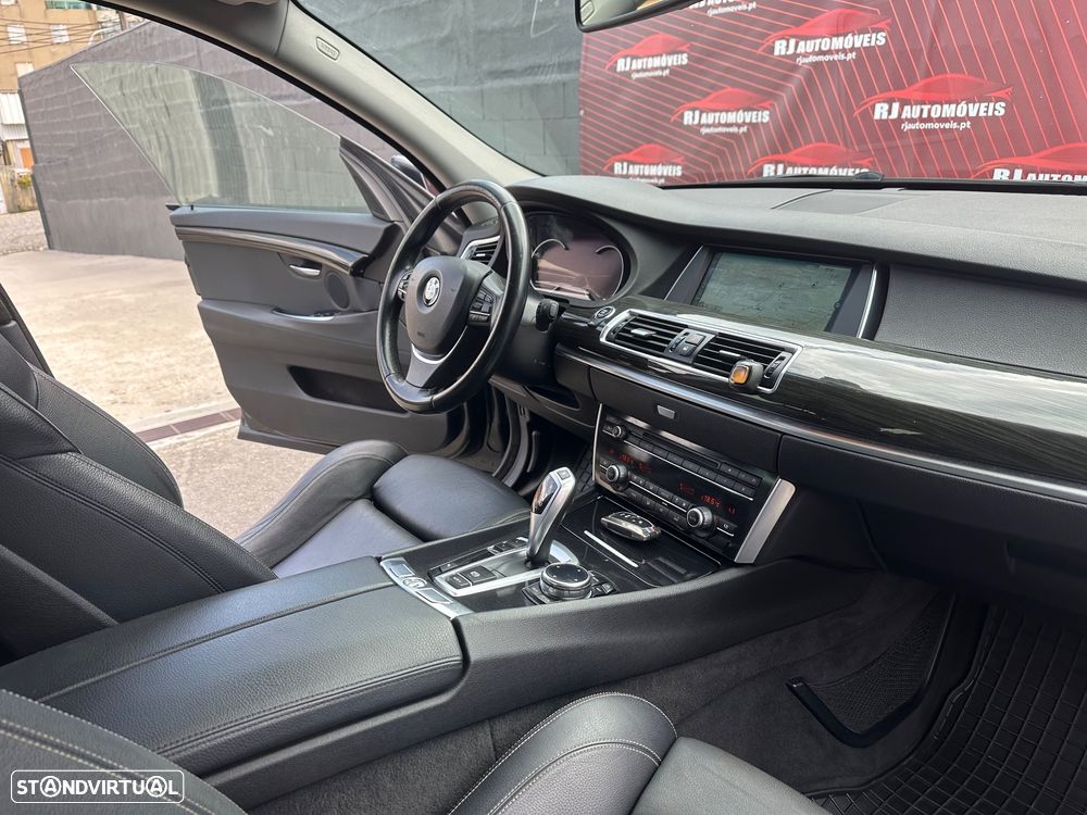 BMW 520 Gran Turismo d Line Luxury - 27