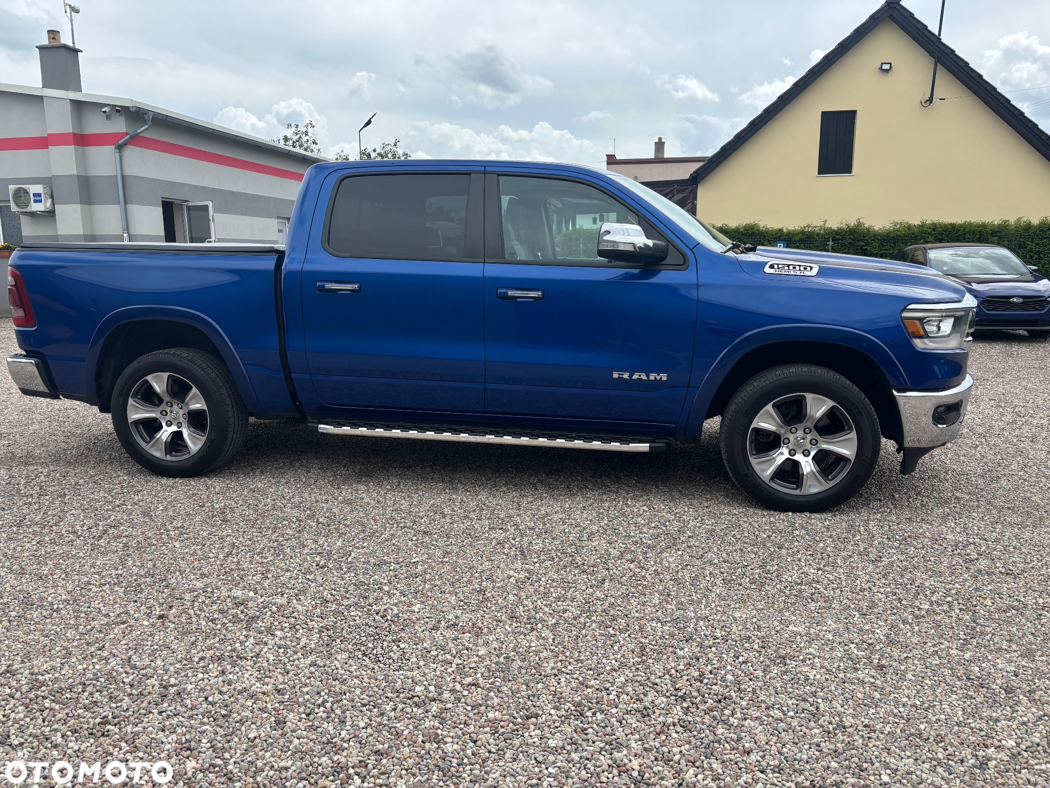 RAM 1500 Crew Cab Laramie - 8