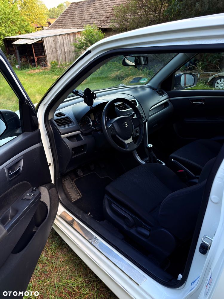 Suzuki Swift 1.2 X-ITE - 9