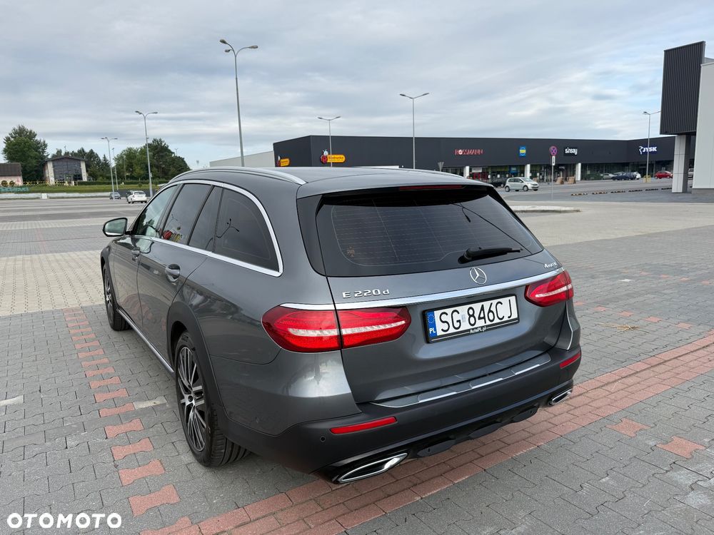 Mercedes-Benz Klasa E 220 d 4-Matic All-Terrain - 8