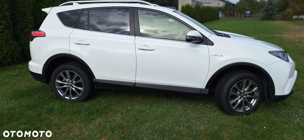 Toyota RAV4 ver-2-5-4x2-hybrid-comfort - 2