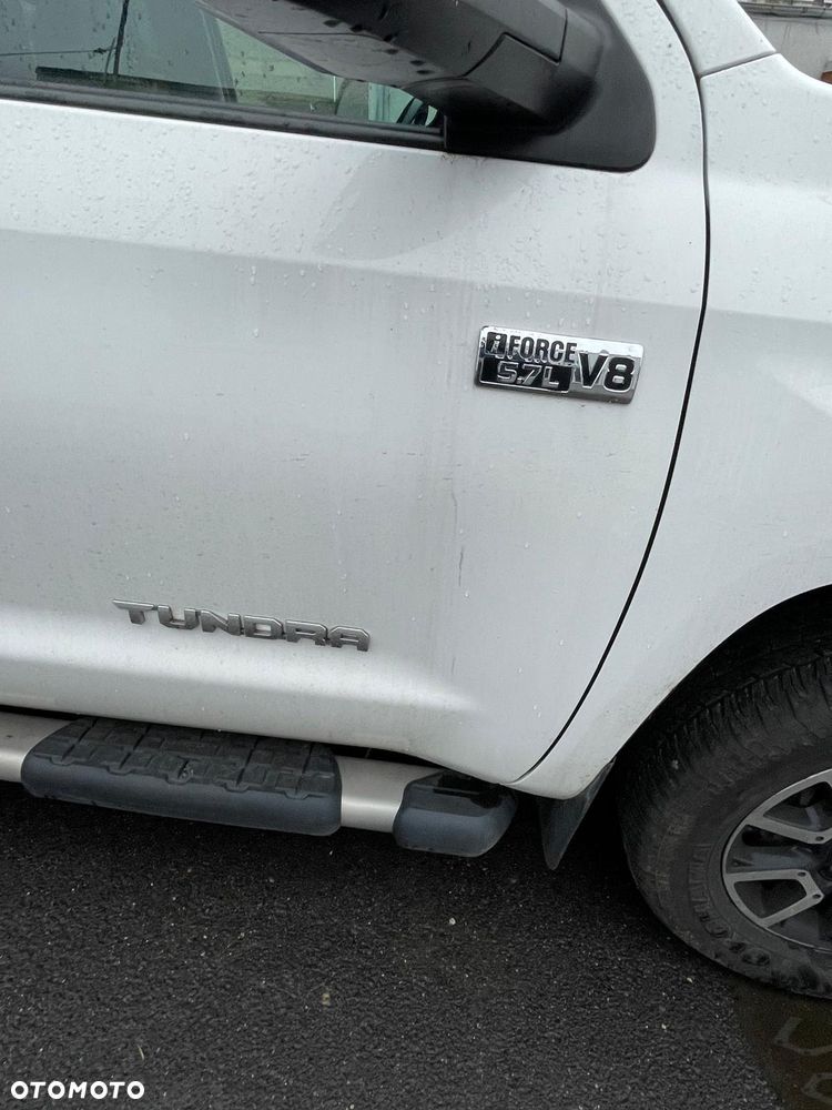 Toyota Tundra 5.7 4x4 Double Cab Limited - 17