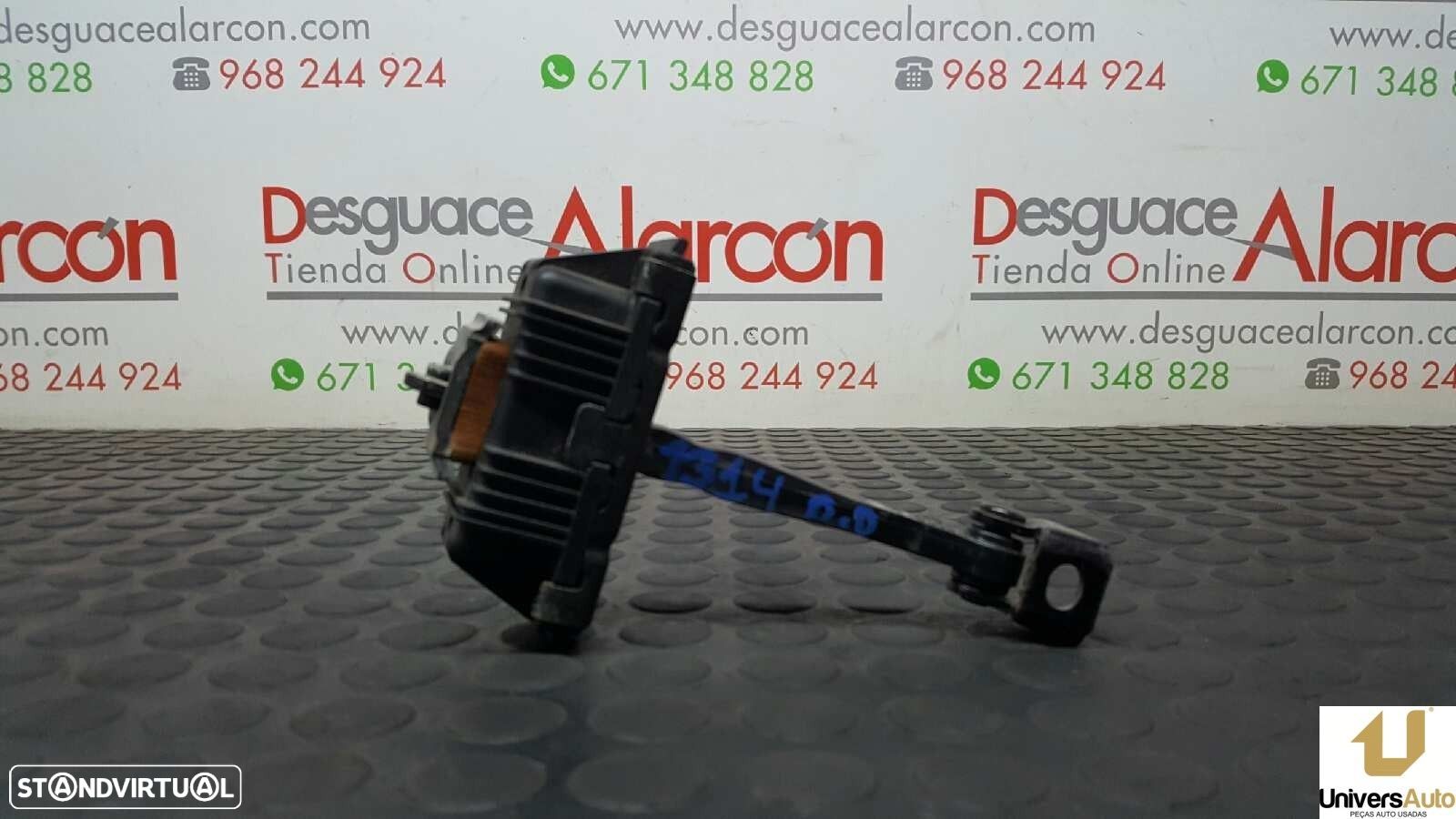 RETENTOR DA PORTA DIANTEIRA DIREITA BMW SERIE 3 BERLINA (E90) 320D - 1