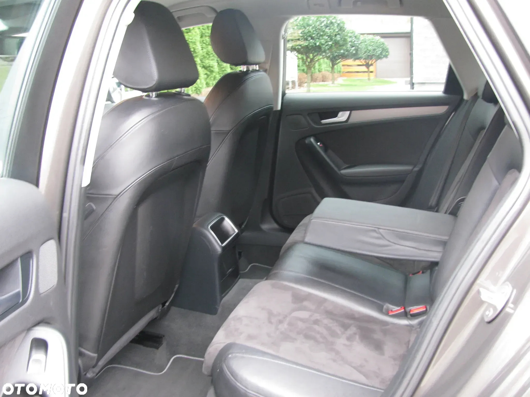 Audi A4 Avant 2.0 TDI DPF quattro Ambiente - 28