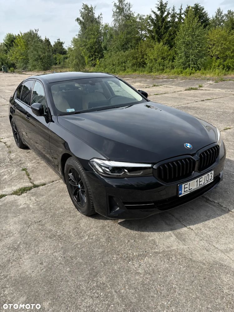 BMW Seria 5 520d xDrive - 1