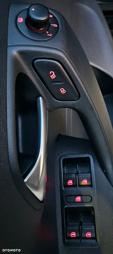 Volkswagen Polo 1.2 TSI Life - 22