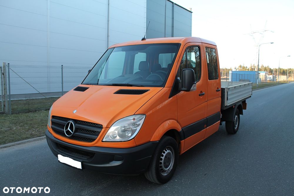 Mercedes-Benz Sprinter - 1