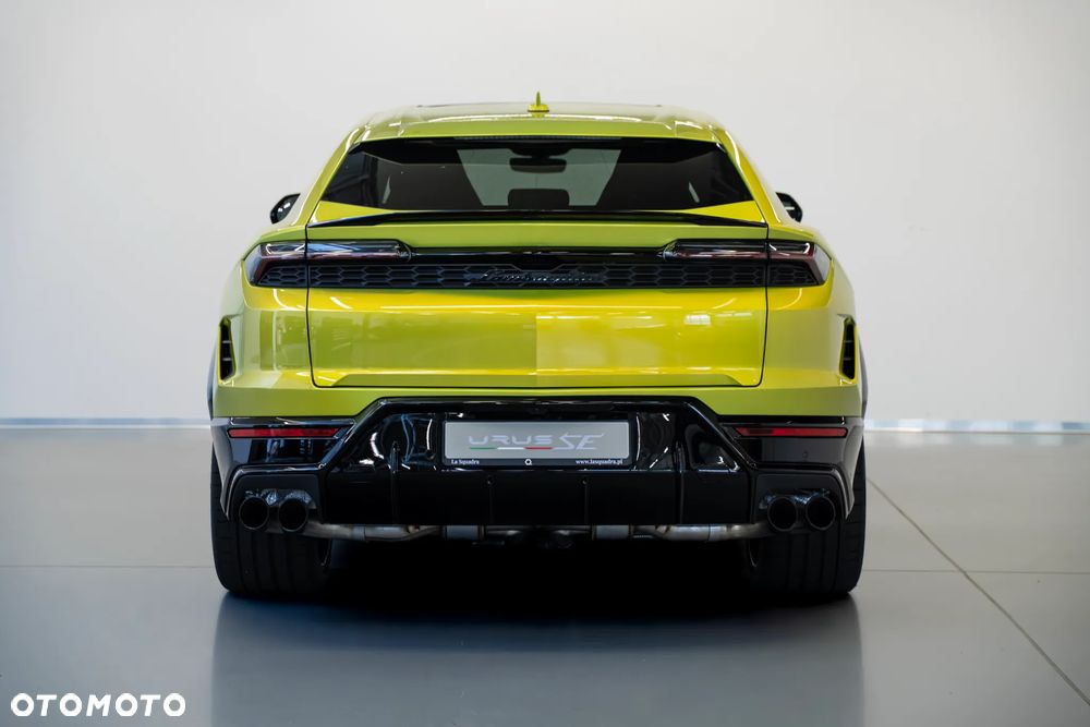 Lamborghini Urus - 8