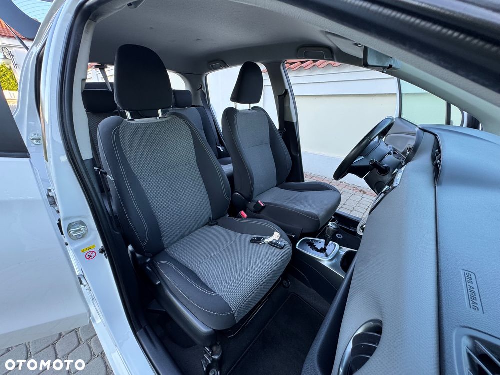 Toyota Yaris - 32