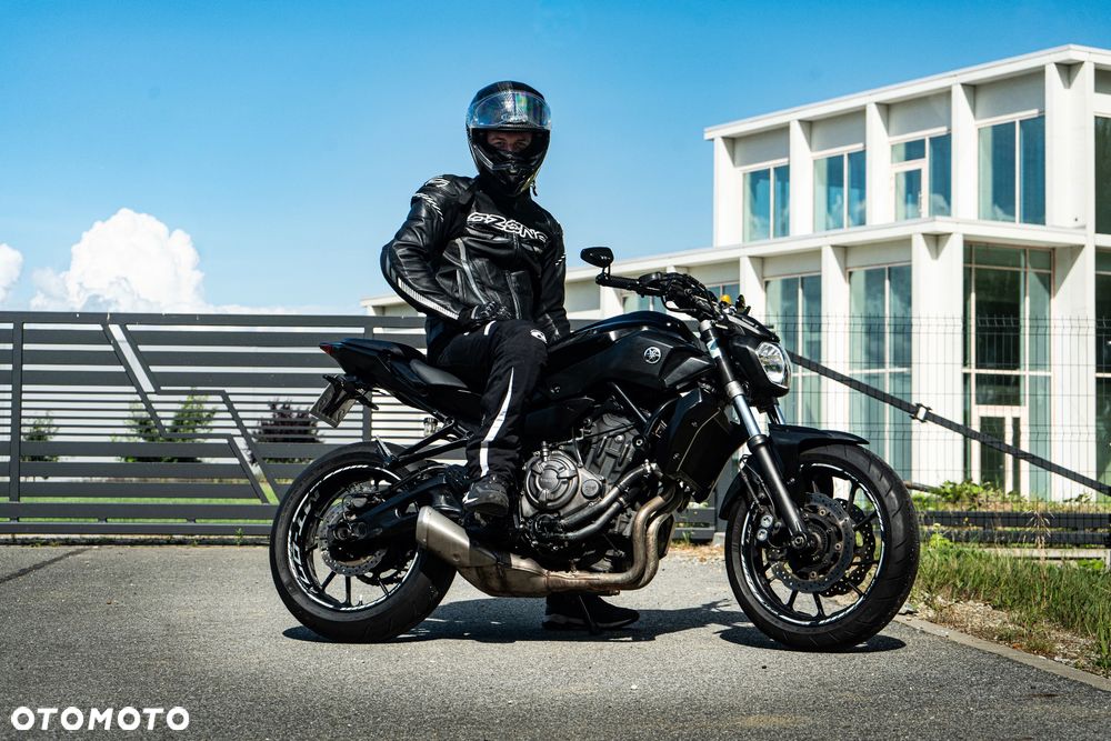 Yamaha MT - 9