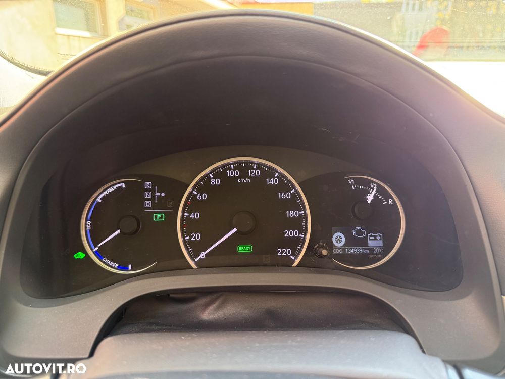 Lexus CT 200h Aut. F Sport - 6