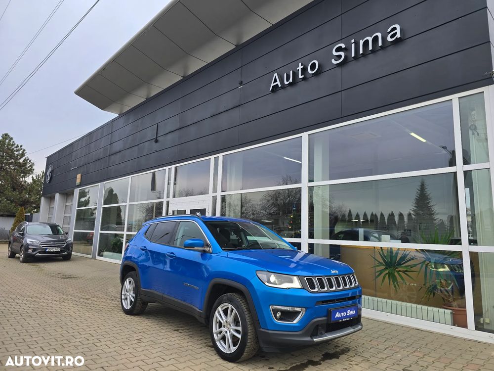 Jeep Compass - 1