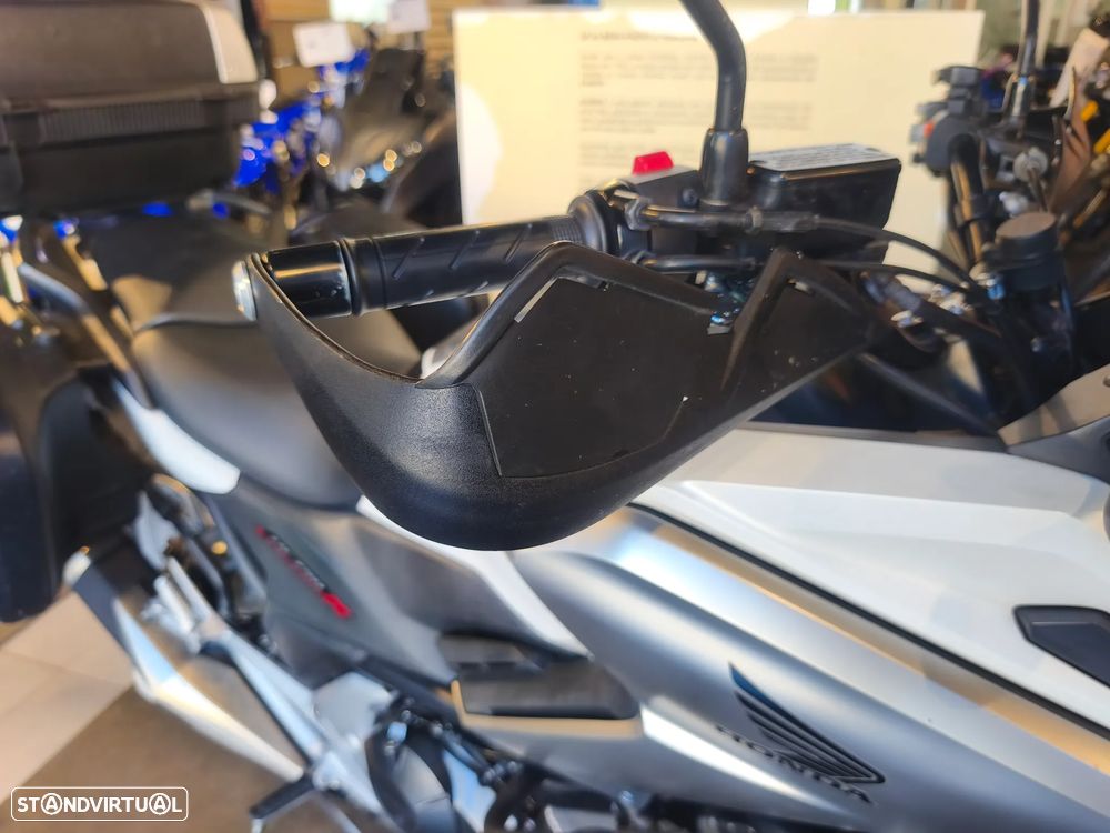 Honda NC750X - 9