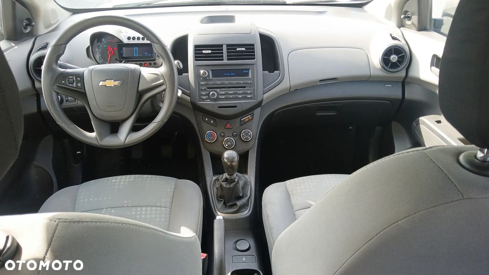 Chevrolet Aveo 1.2 LS+ - 6
