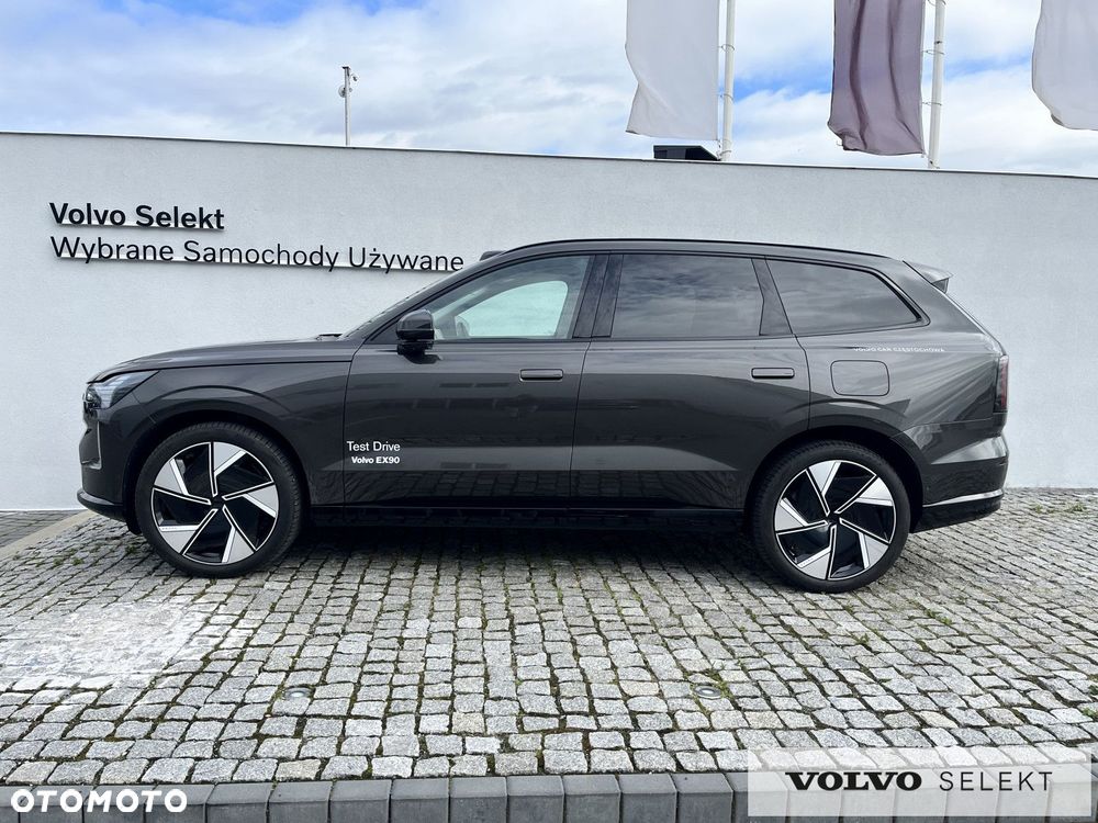 Volvo EX90 - 8