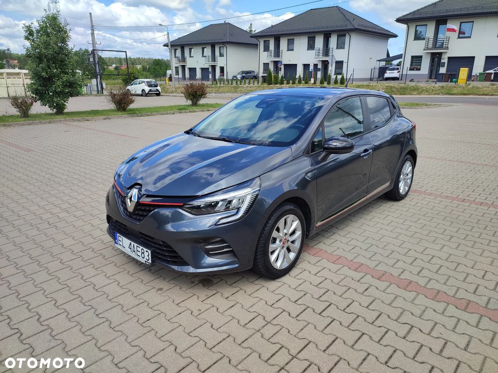 Renault Clio - 19
