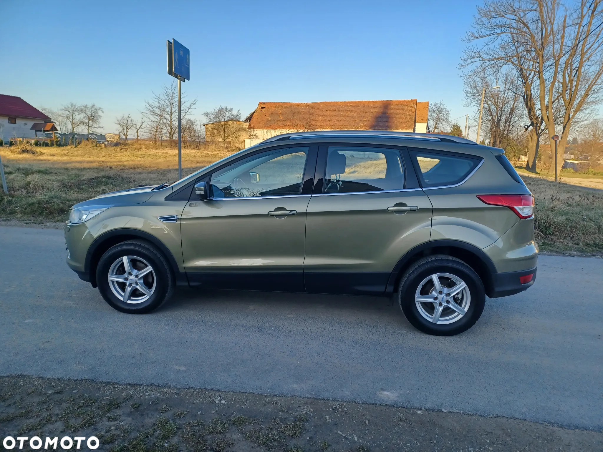 Ford Kuga - 8