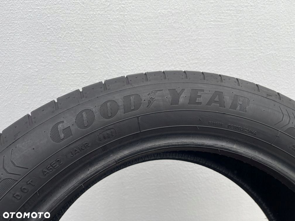 215/55/18 95H GOODYEAR EFFICIENT GRIP PERFORMANCE - 9