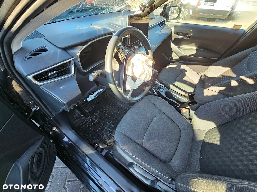 Toyota Corolla - 9
