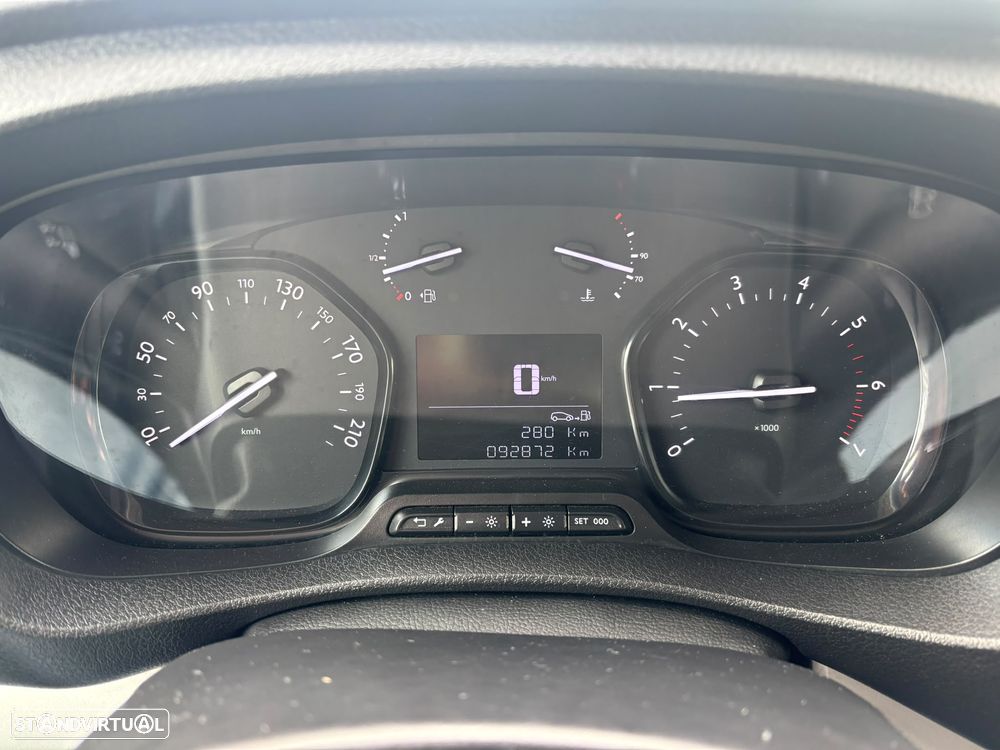 Peugeot EXPERT TRAVELLER L2H1 - 9 LUGARES - 33
