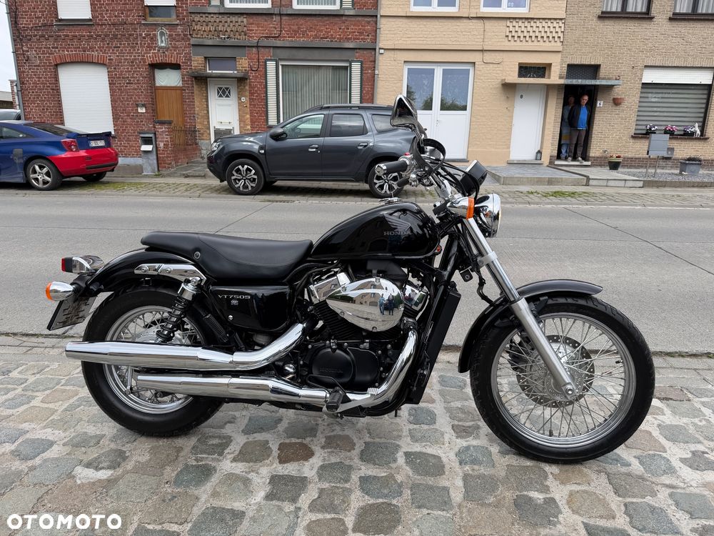Honda VT - 1