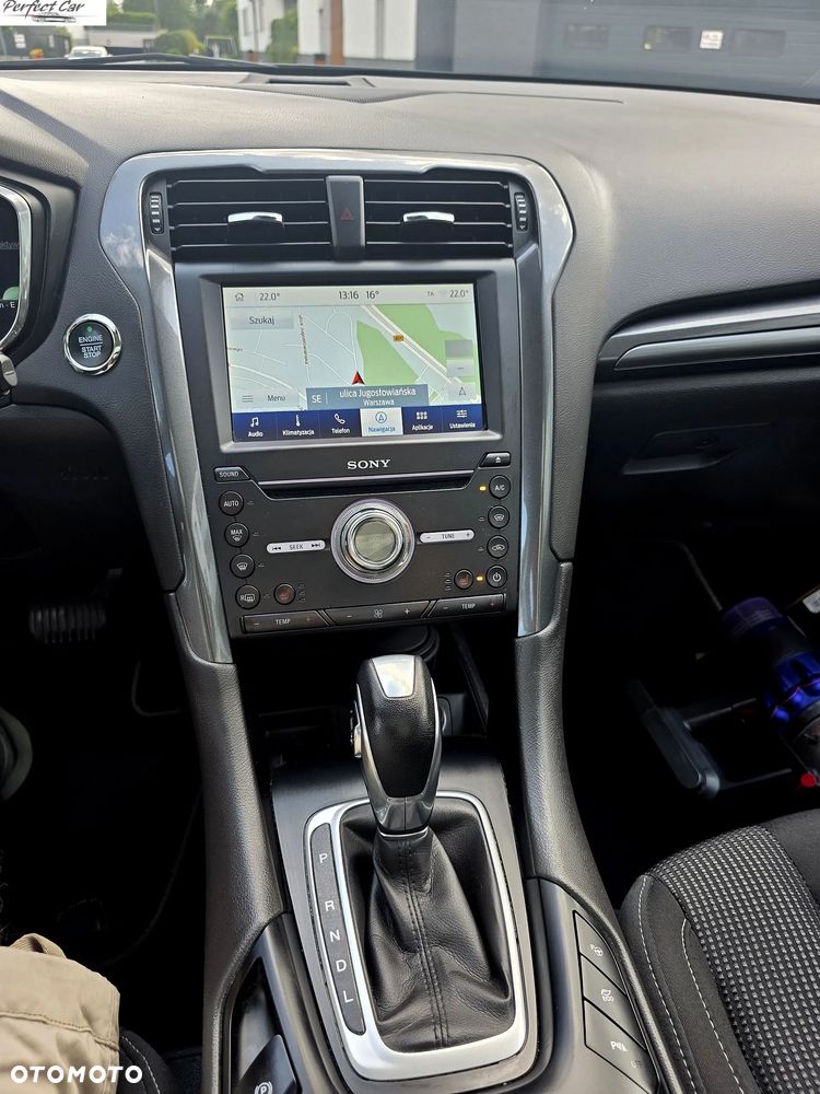 Ford Mondeo SW 2.0 Hybrid Executive Plus - 21