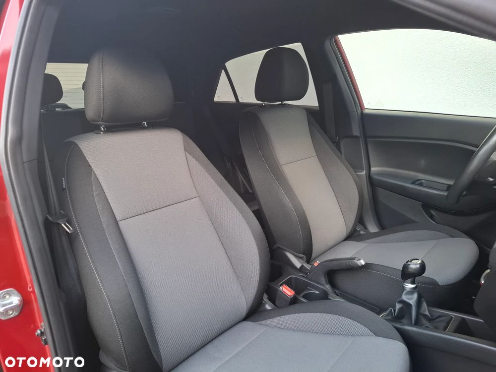 Hyundai i20 1.2 Classic - 31