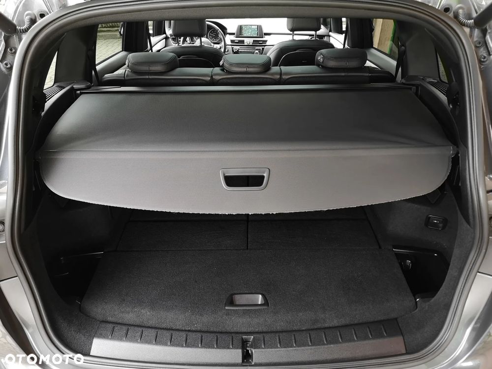 BMW Seria 2 218d GT M Sport - 36