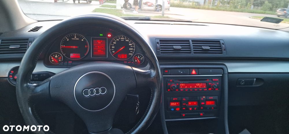 Audi A4 Avant - 9