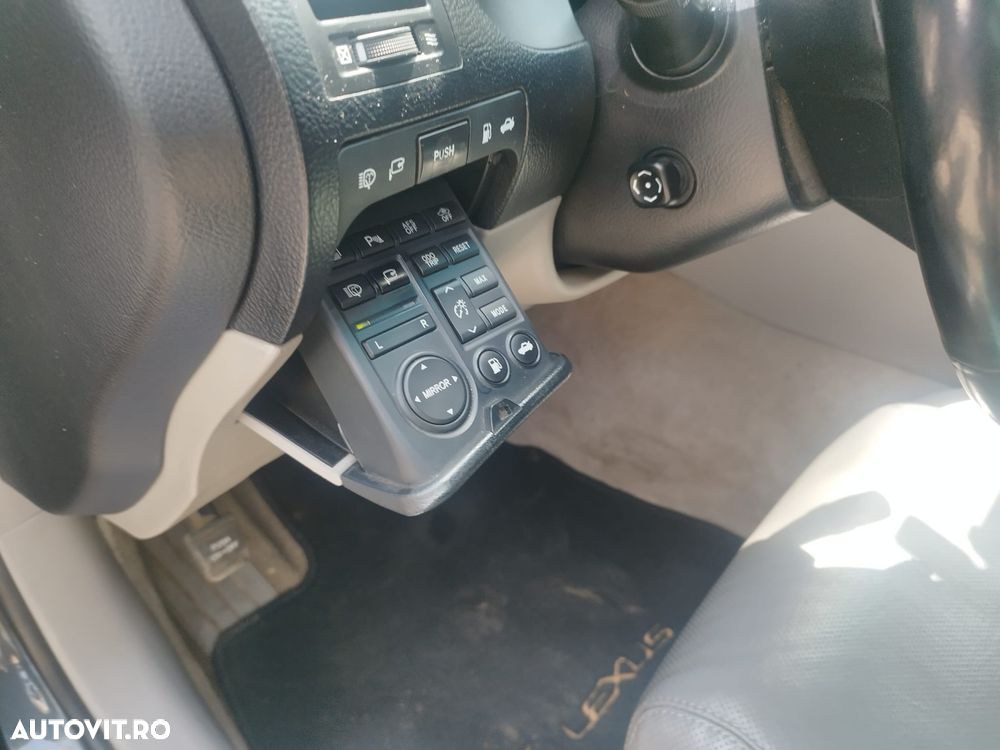 Lexus Seria GS 450h - 17