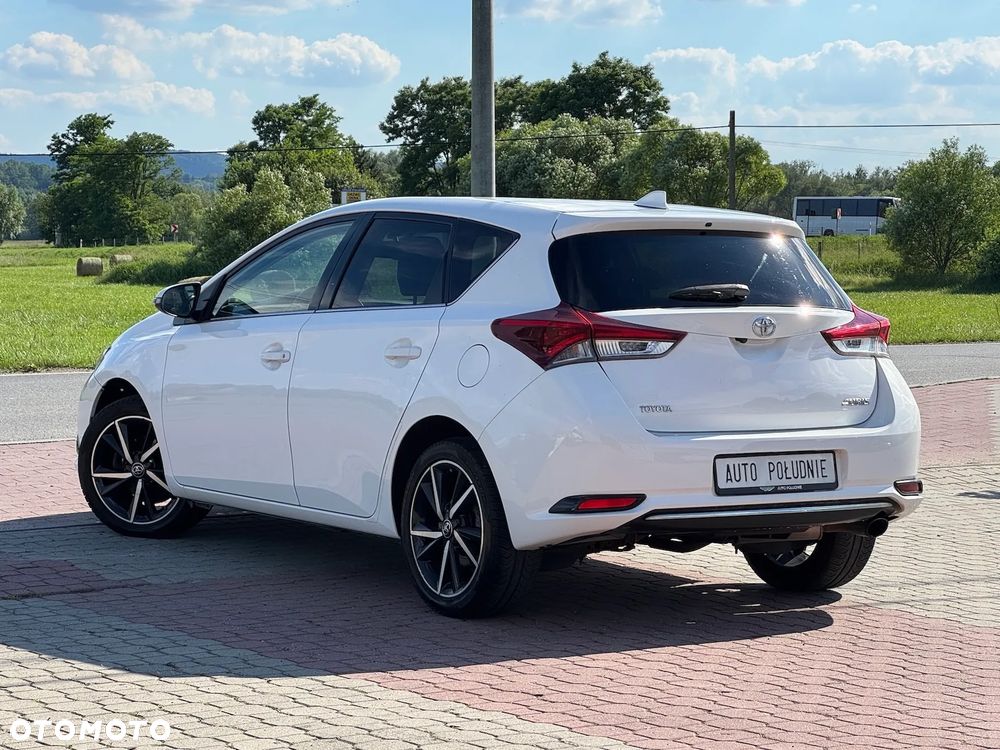 Toyota Auris 1.2 T Dynamic - 4