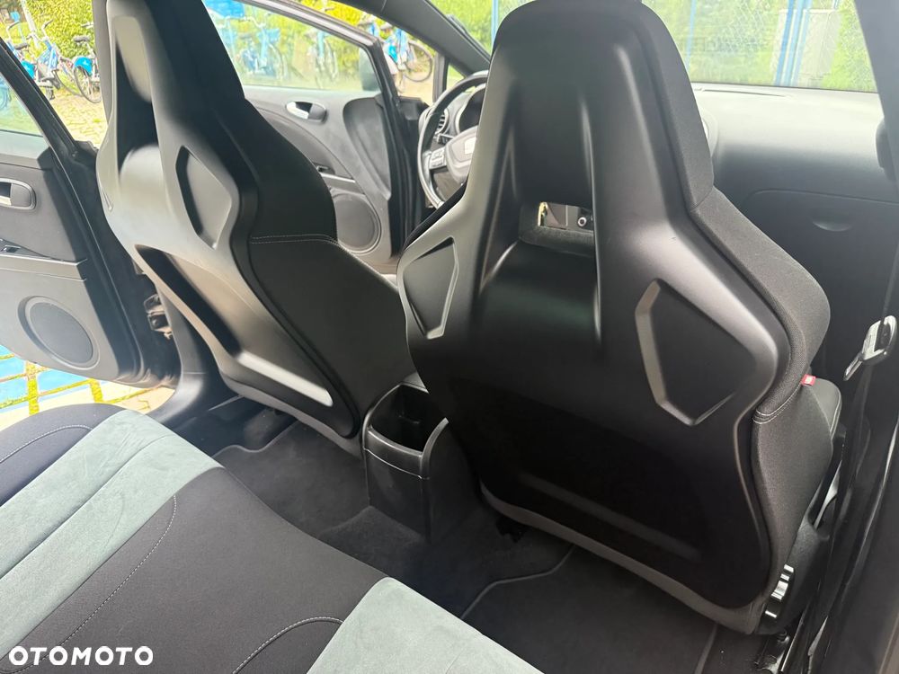Seat Leon 2.0 TSI Cupra R - 28