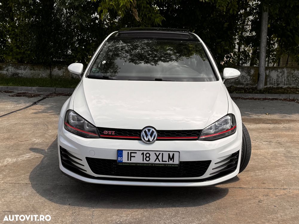 Volkswagen Golf 2.0 TSI BMT DSG GTI - 3