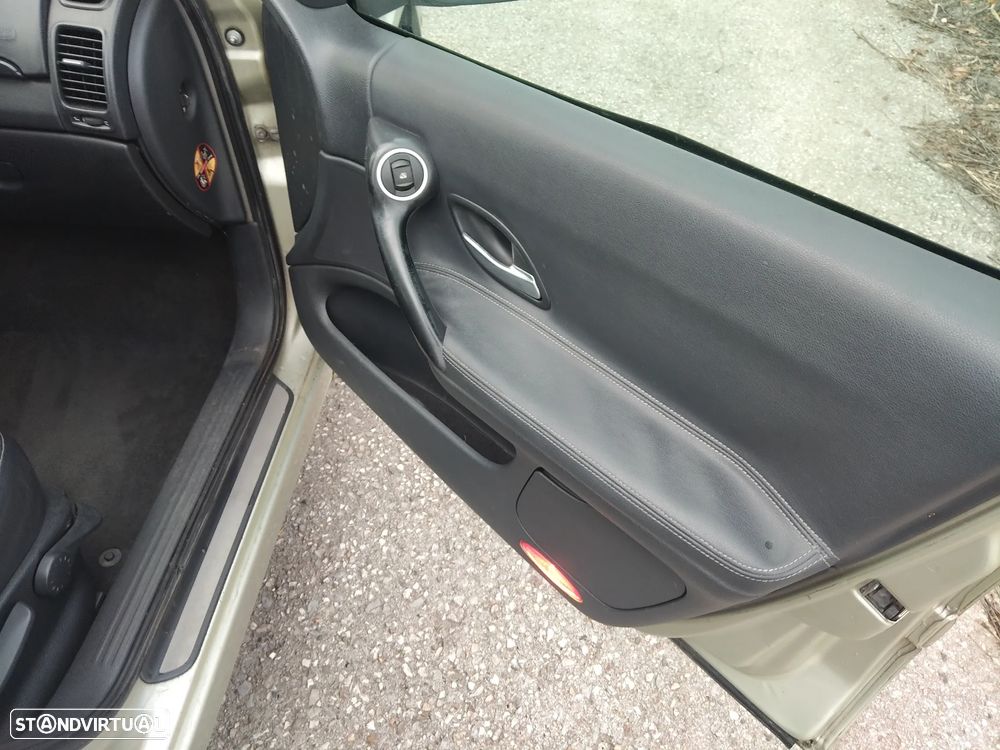 Renault Laguna 1.9 dCi Privilege - 13