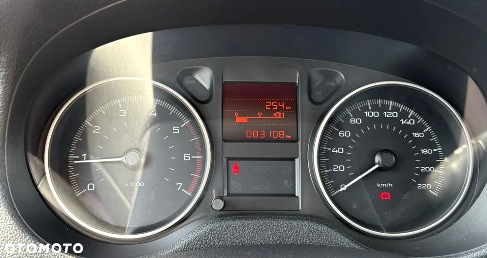 Peugeot 301 1.2 Pure Tech Access - 13