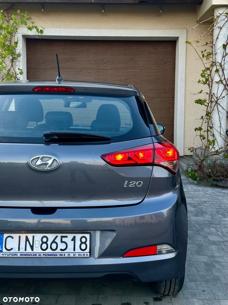 Hyundai i20 1.2 Elegant - 16