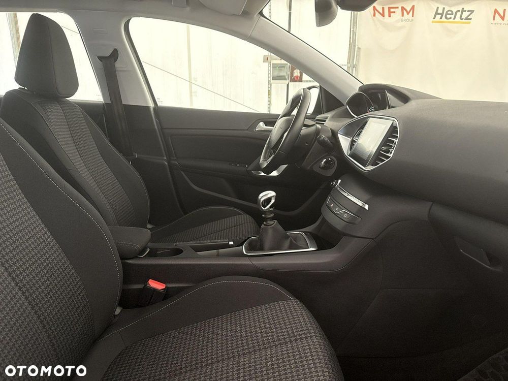 Peugeot 308 - 22
