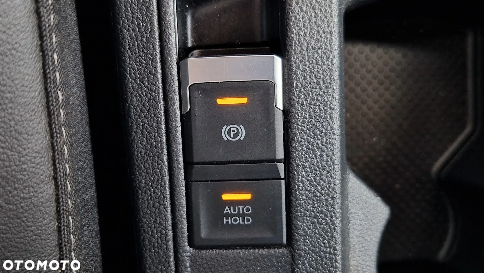 Volkswagen T-Roc - 27