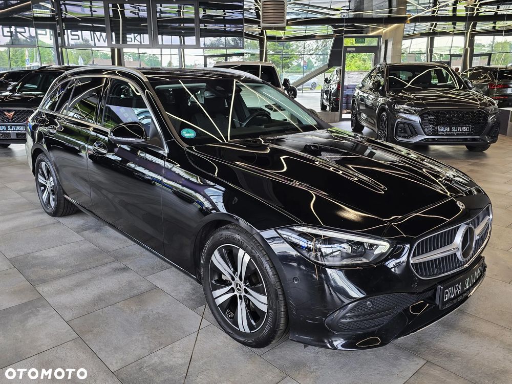 Mercedes-Benz Klasa C 220 d 9G-TRONIC 4Matic Avantgarde - 13