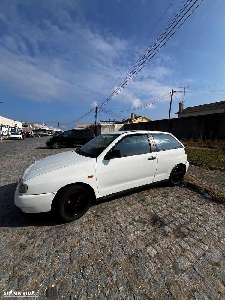 SEAT Ibiza 1.9 D Latino - 2