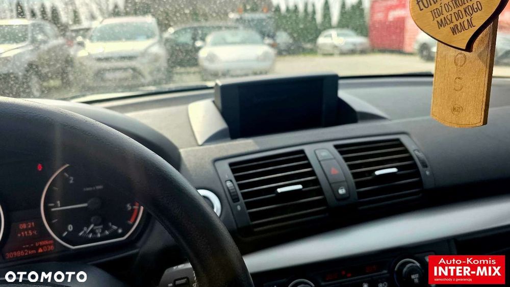 BMW Seria 1 120d - 28