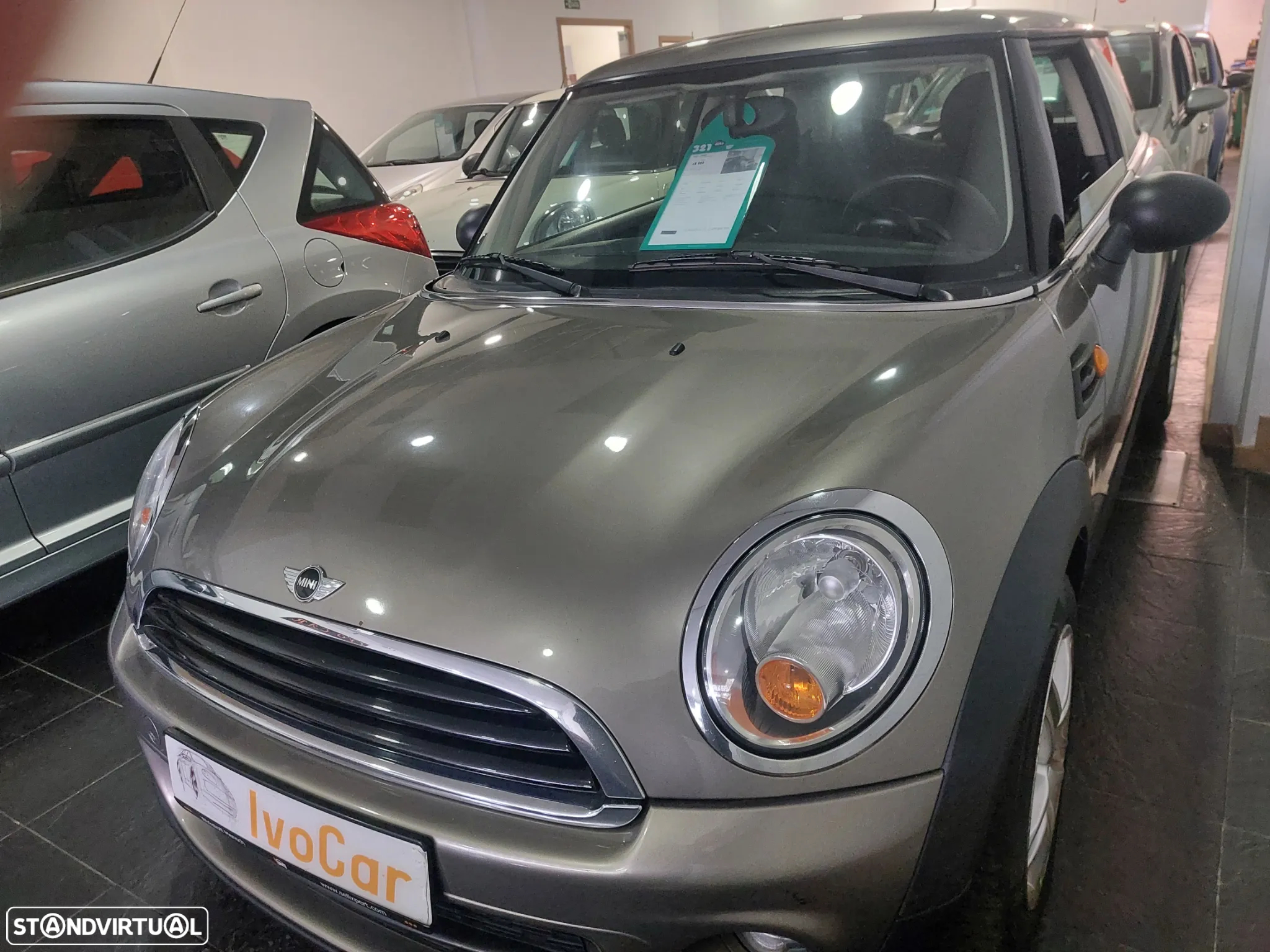MINI 3 Portas One D - 8