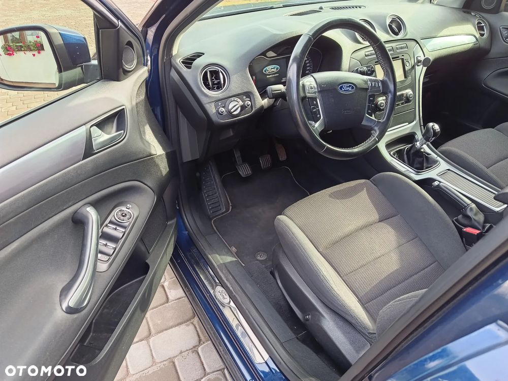 Ford Mondeo 1.6 TDCi Ambiente - 12