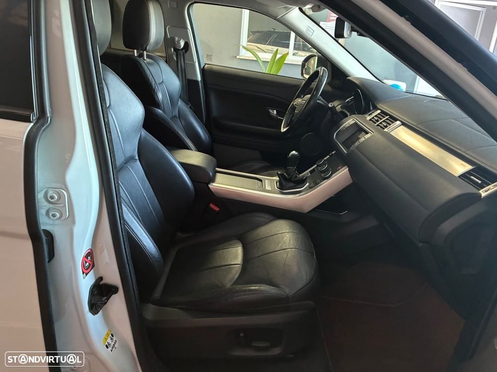 Land Rover Range Rover Evoque 2.0 eD4 SE Dynamic - 33