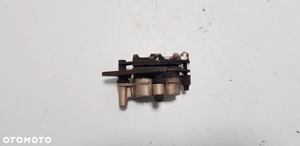 Honda CBF 125 JC40 08-14 Zacisk Hamulca Przód - 2